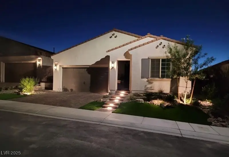 685 Sunray Park Street, Henderson, NV 89011 - Image #2