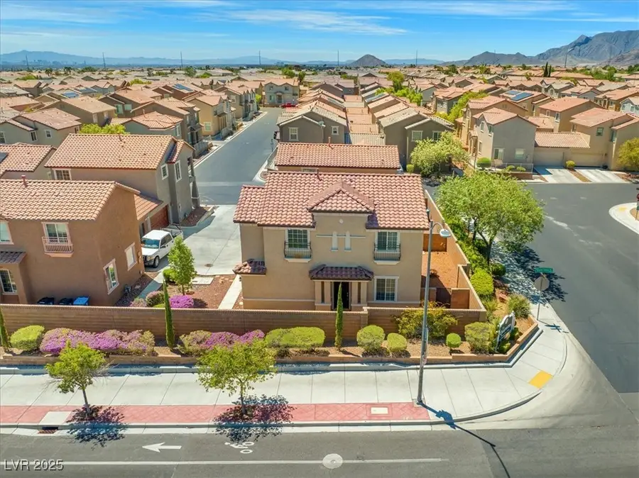 9860 Twilight Walk Avenue, Las Vegas, NV 89149 - Image #2