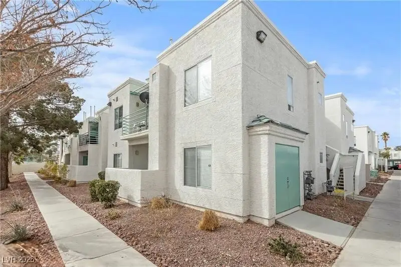 7100 Pirates Cove Road #2018, Las Vegas, NV 89145 - Image #2