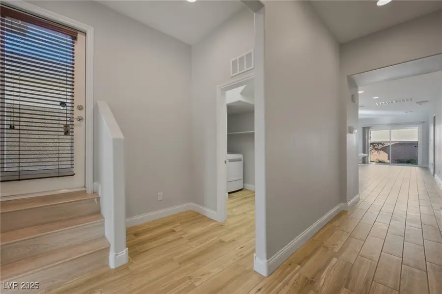 8090 Ancient Oaks Avenue, Las Vegas, NV 89113 - Image #2