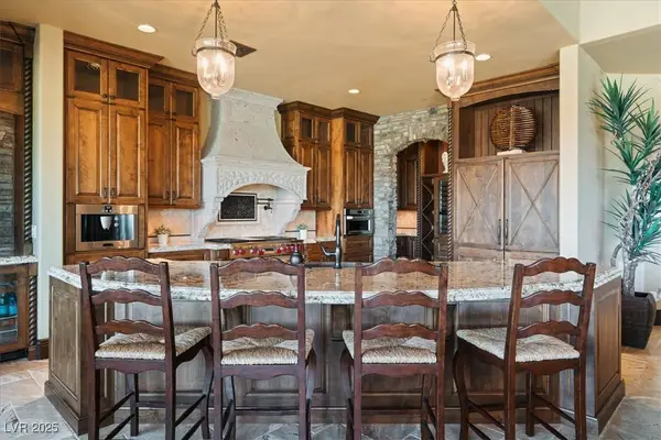 20 Via Paradiso Street, Henderson, NV 89011