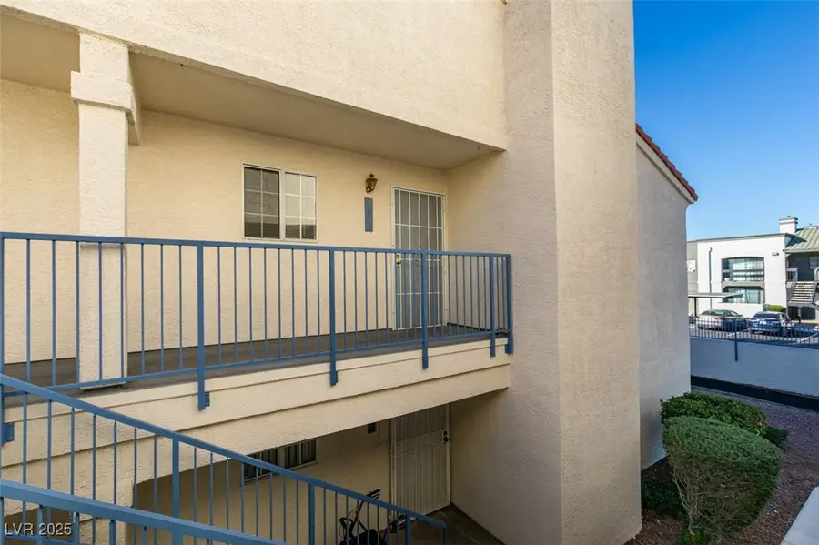 2725 S Nellis Boulevard #2034, Las Vegas, NV 89121 - Image #3