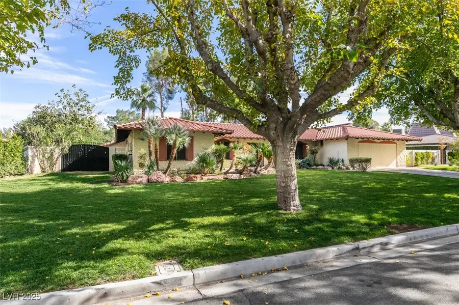 4220 W Pinecrest Circle, Las Vegas, NV 89121 - Image #2