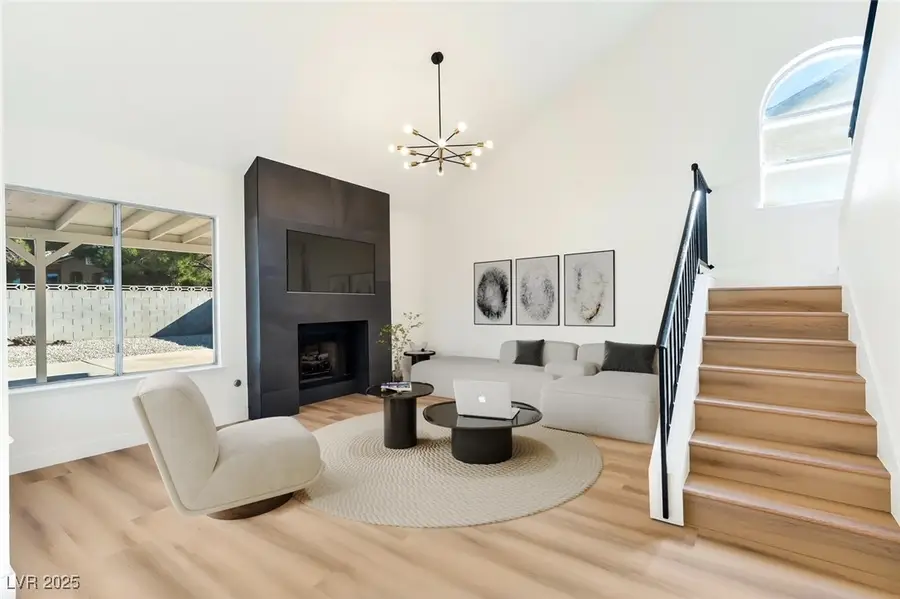 2332 Valley Drive, Las Vegas, NV 89108 - Image #2