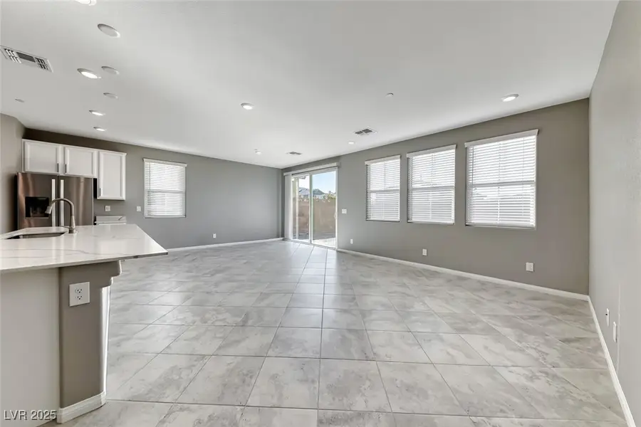 2569 Boboviste Street, Henderson, NV 89044 - Image #3