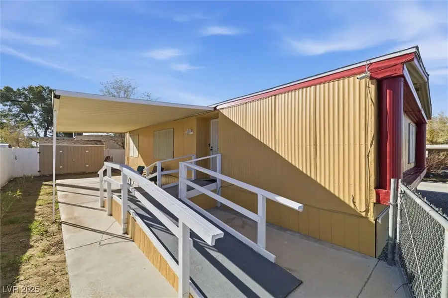 221 W Comstock Circle, Pahrump, NV 89048 - Image #3