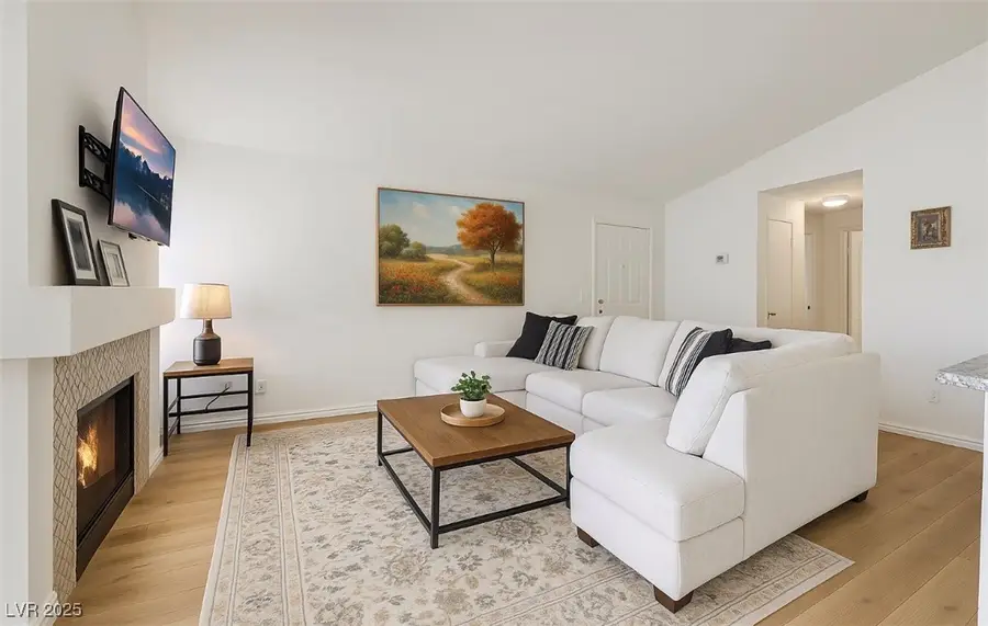 7905 Lago Vista Lane #201, Las Vegas, NV 89145 - Image #2