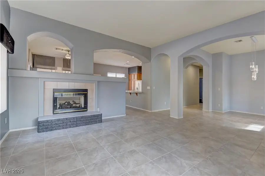 9172 W Viking Road, Las Vegas, NV 89147 - Image #3