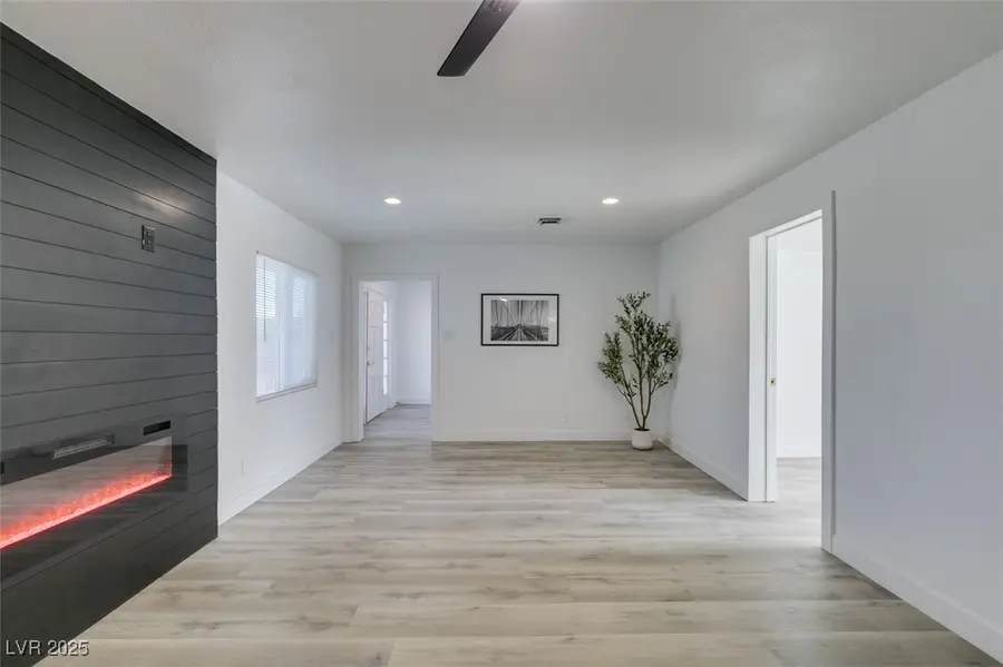 1120 Norman Avenue, Las Vegas, NV 89104 - Image #3