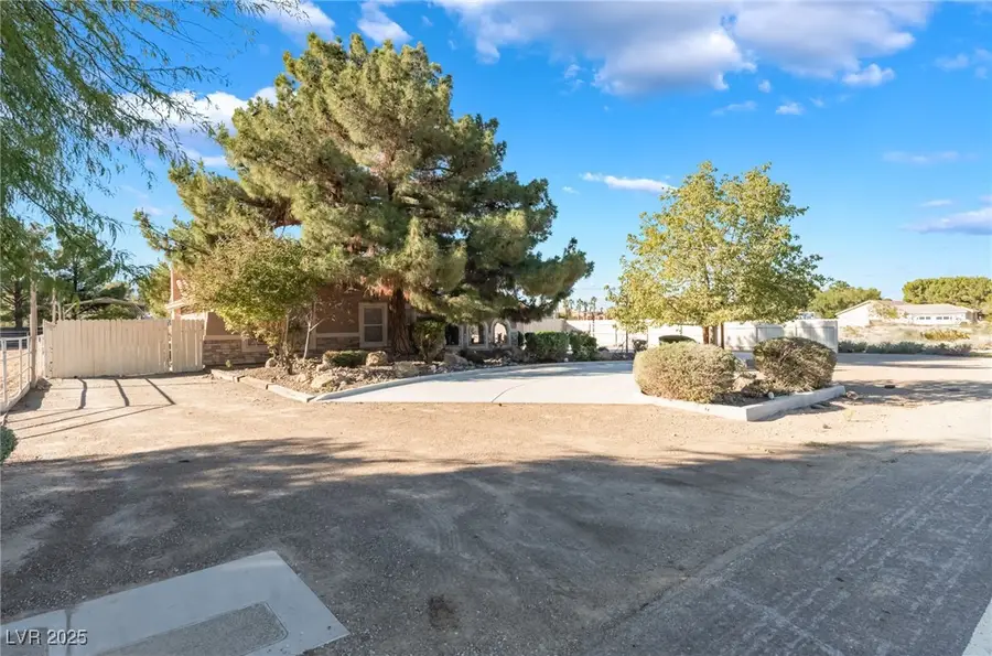 6109 Starlight Drive, Las Vegas, NV 89130 - Image #2
