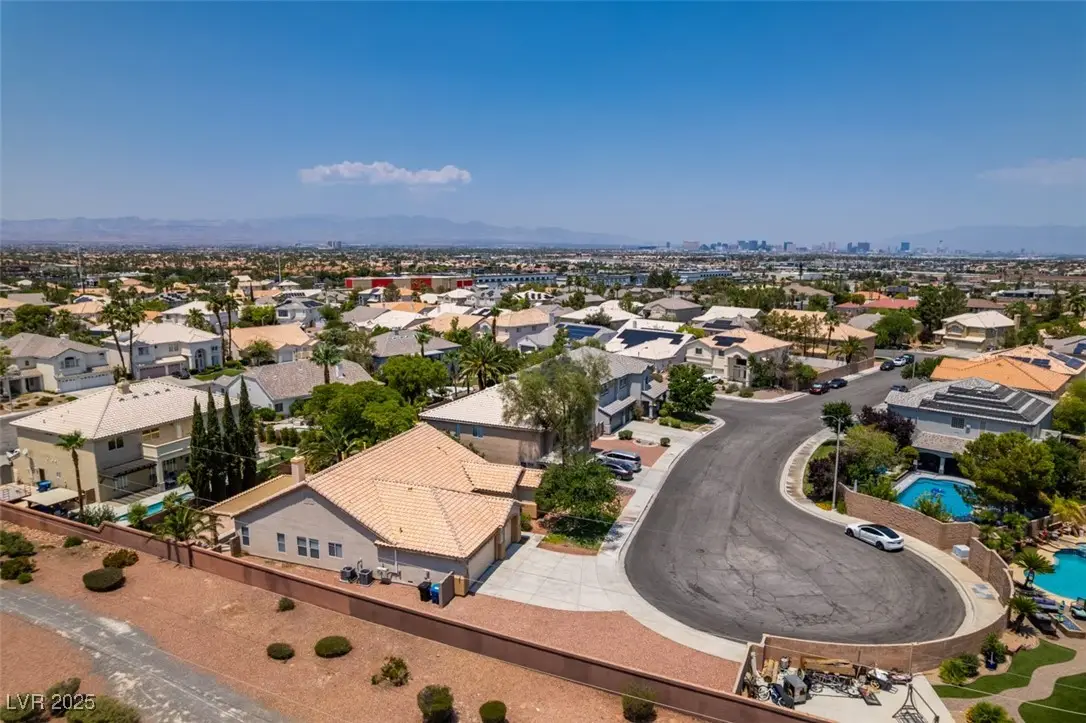 427 Rhythm Street, Henderson, NV 89074 - Image #1