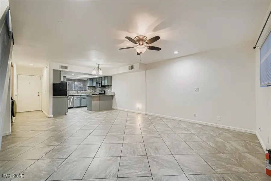 895 Rhinegold Way, Las Vegas, NV 89110 - Image #2