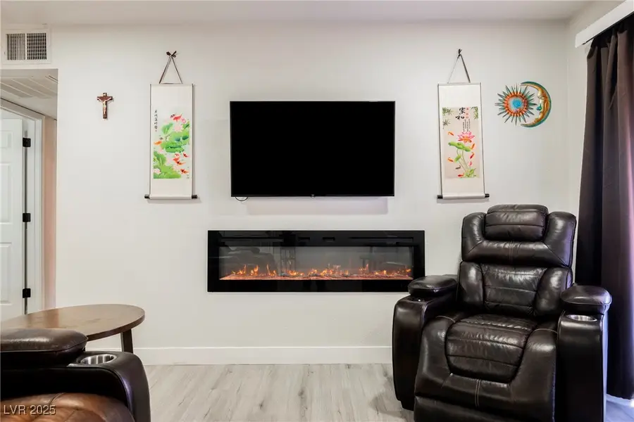 5097 Indian River Drive #172, Las Vegas, NV 89103 - Image #3