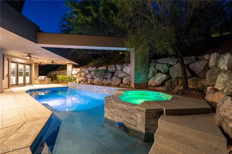 29 Soaring Bird Court, Las Vegas, NV 89135 - Image #3