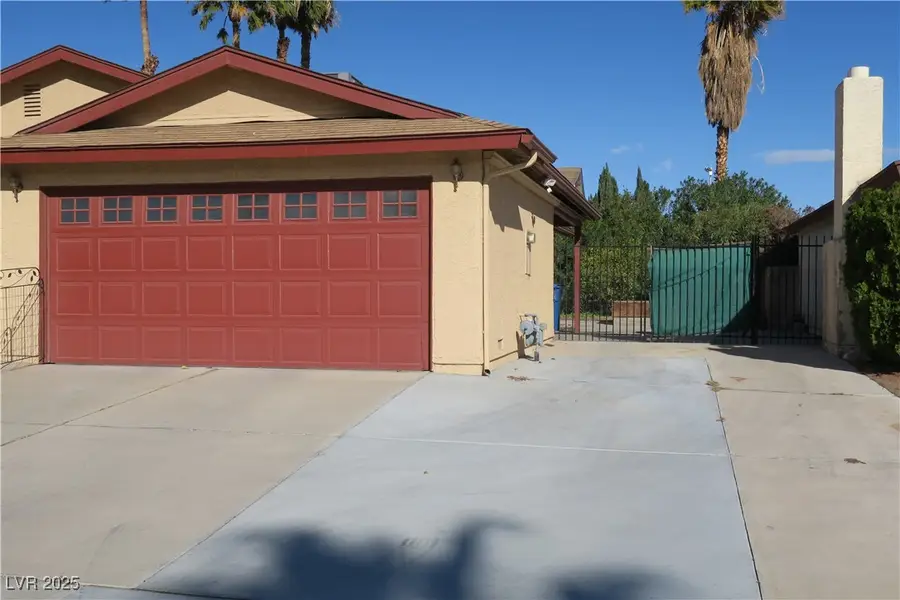 6824 Calella Drive, Las Vegas, NV 89103 - Image #2