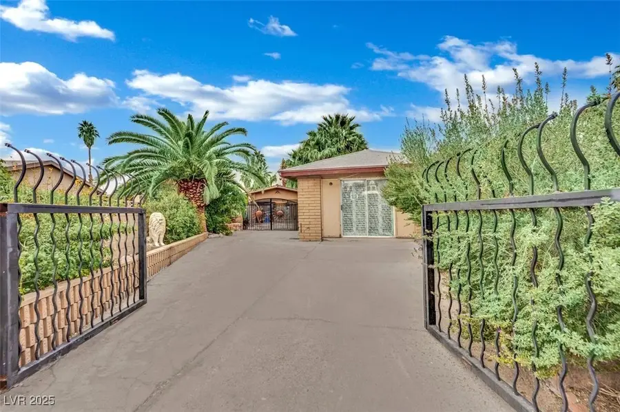 53 Marion Drive, Las Vegas, NV 89110 - Image #2