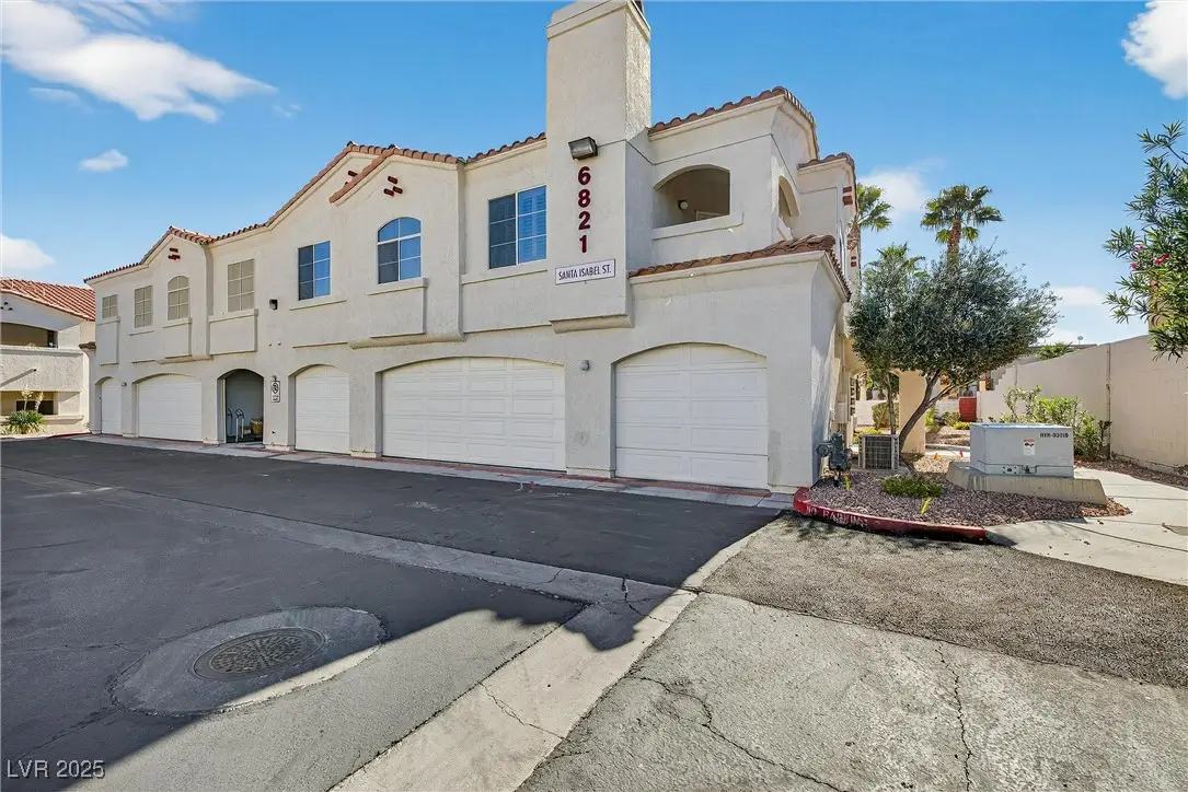 6821 Santa Isabel Avenue #201, Las Vegas, NV 89146 - Image #1