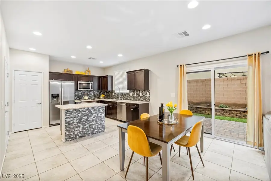 10546 Forum Peak Lane, Las Vegas, NV 89166 - Image #3