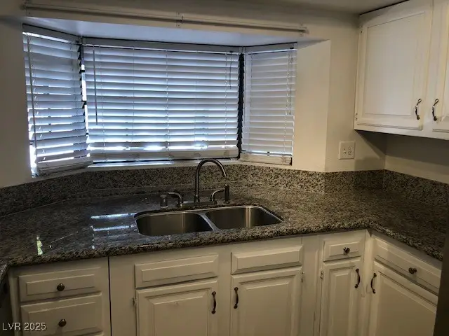 3944 Edgemoor Way, Las Vegas, NV 89121 - Image #1