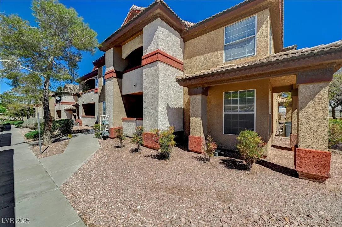 231 W Horizon Ridge Parkway #317, Henderson, NV 89012 - Image #1