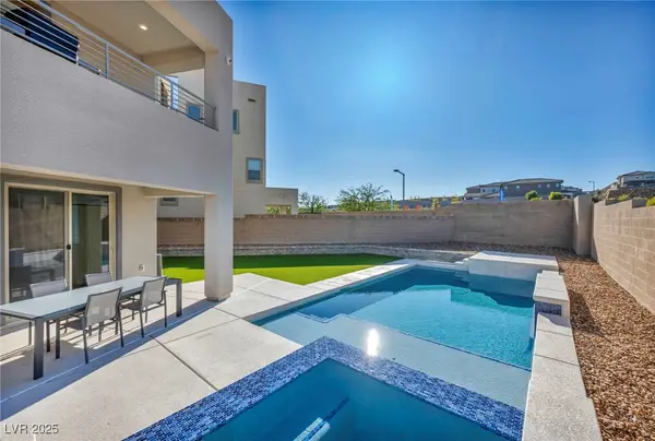 11730 Midnight Melody Avenue, Las Vegas, NV 89138