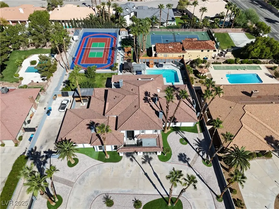 2868 S Tioga Way, Las Vegas, NV 89117 - Image #2