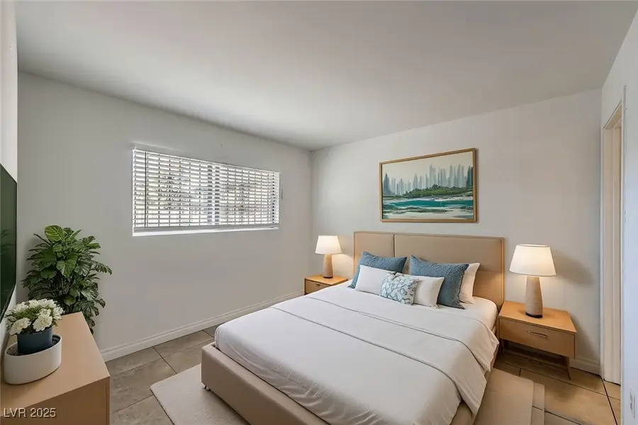 3720 Royal Crest Street #4, Las Vegas, NV 89119 - Image #3