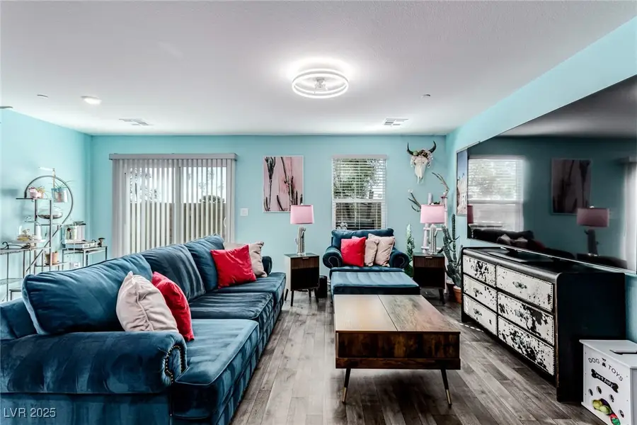 7945 Whisper Words Avenue, Las Vegas, NV 89113 - Image #2