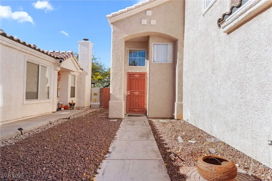 1813 Navajo Lake Way, Las Vegas, NV 89128 - Image #2