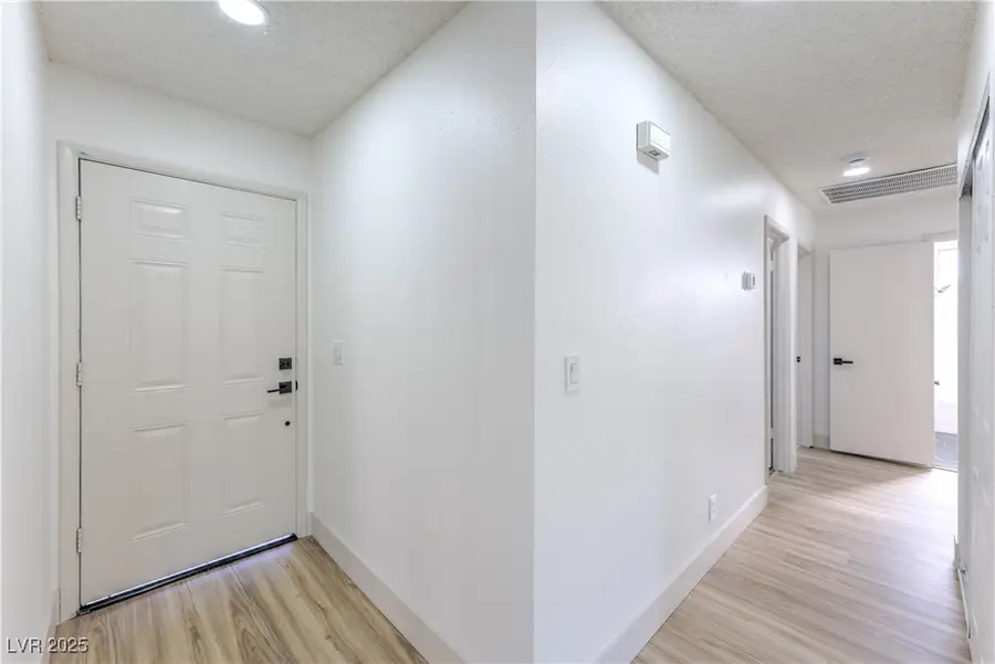 5361 W Braewood Avenue, Las Vegas, NV 89120 - Image #3