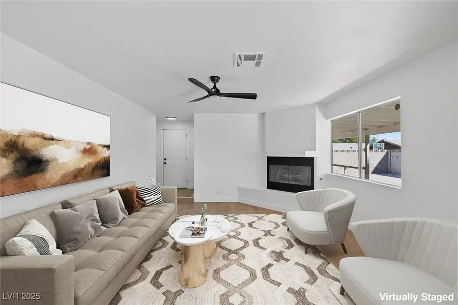 2205 San Deluna Street, Las Vegas, NV 89108 - Image #3