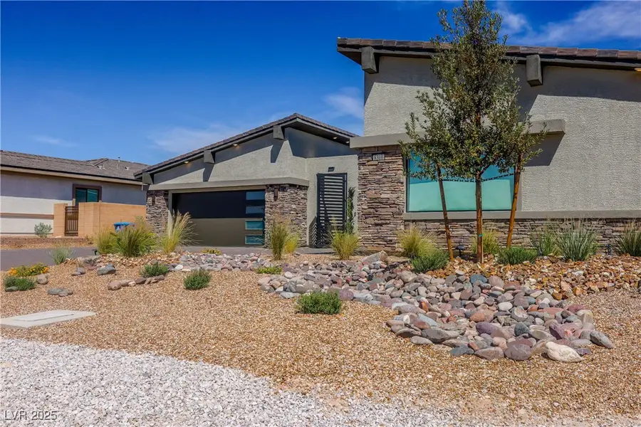 8310 W Camero Avenue, Las Vegas, NV 89113 - Image #2