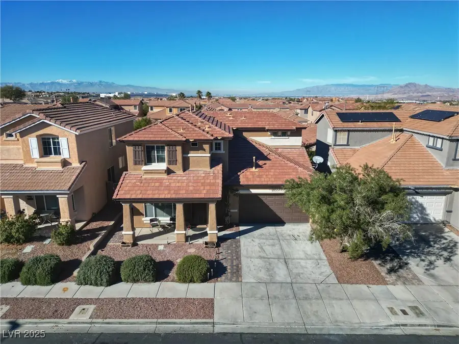 998 Lone Pine River Avenue, Henderson, NV 89002 - Image #3