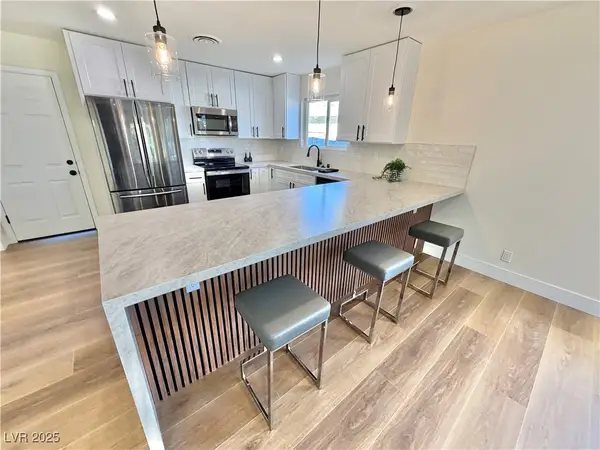 1505 Flag Circle, Las Vegas, NV 89102