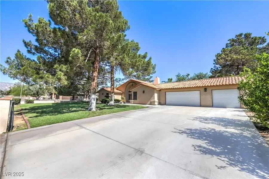 7460 Buckskin Avenue, Las Vegas, NV 89129 - Image #2