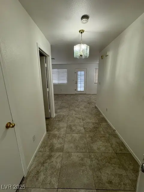 5330 E Charleston Boulevard #55, Las Vegas, NV 89142 - Image #2