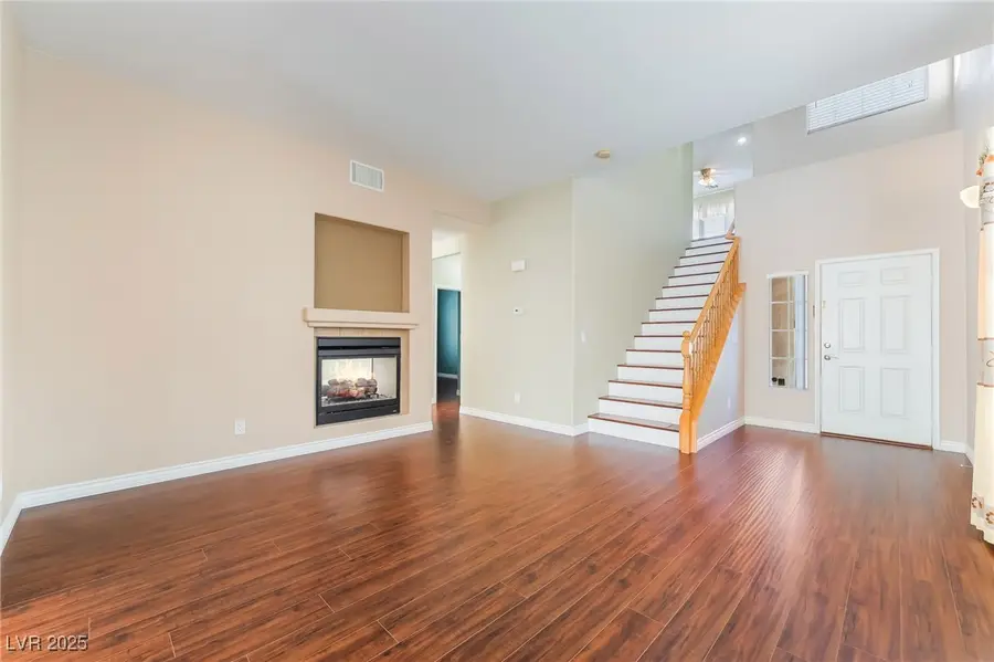 9123 Weeping Hollow Avenue, Las Vegas, NV 89178 - Image #2
