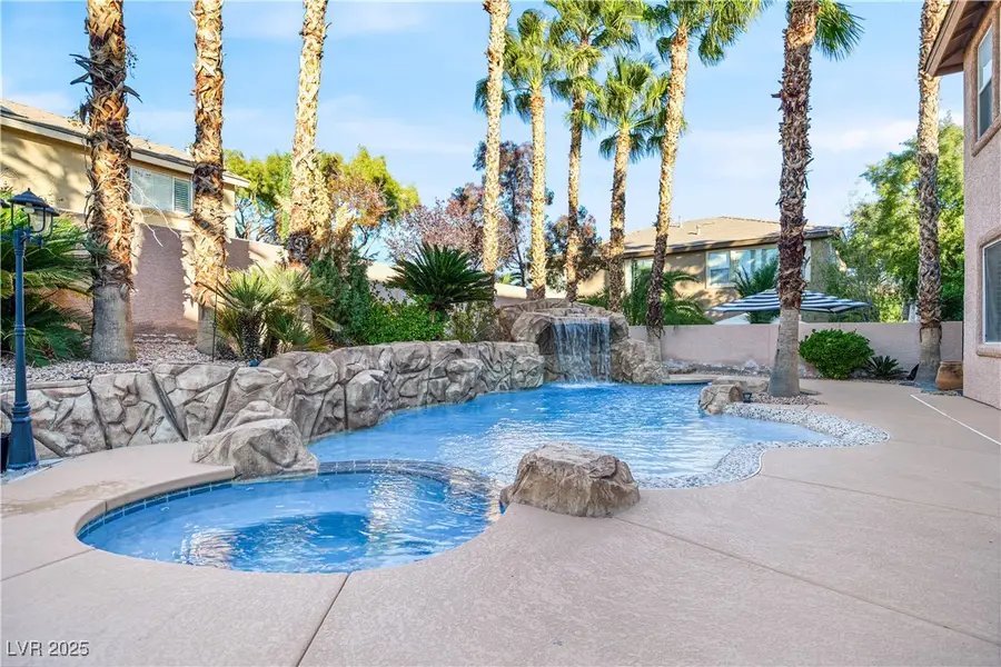 10908 Salford Drive, Las Vegas, NV 89144 - Image #2
