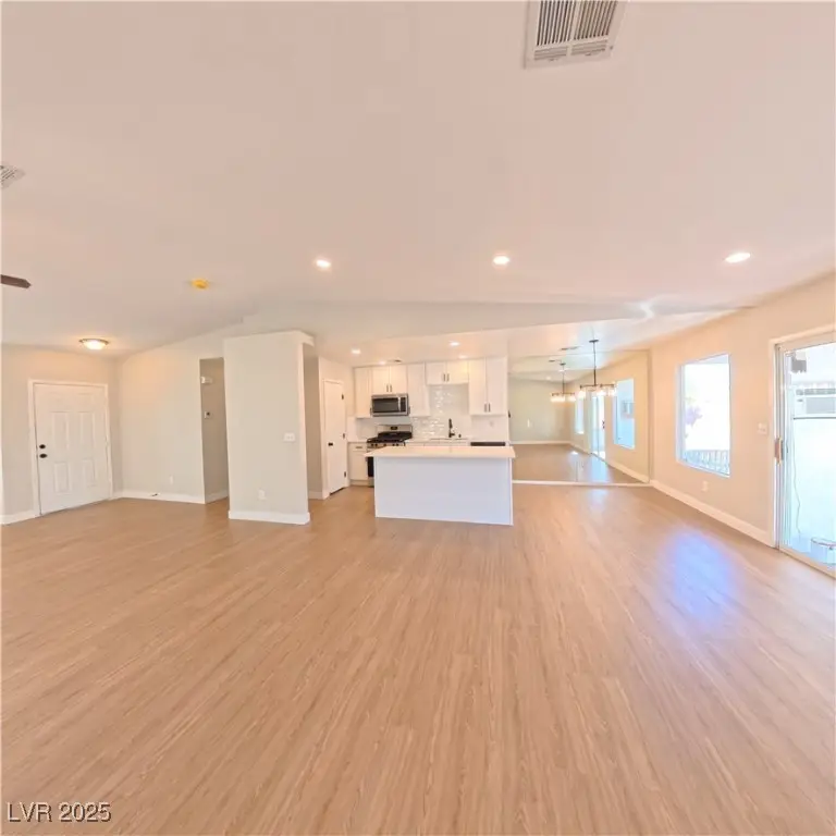 5236 Shasta Daisy Street, North Las Vegas, NV 89031 - Image #2