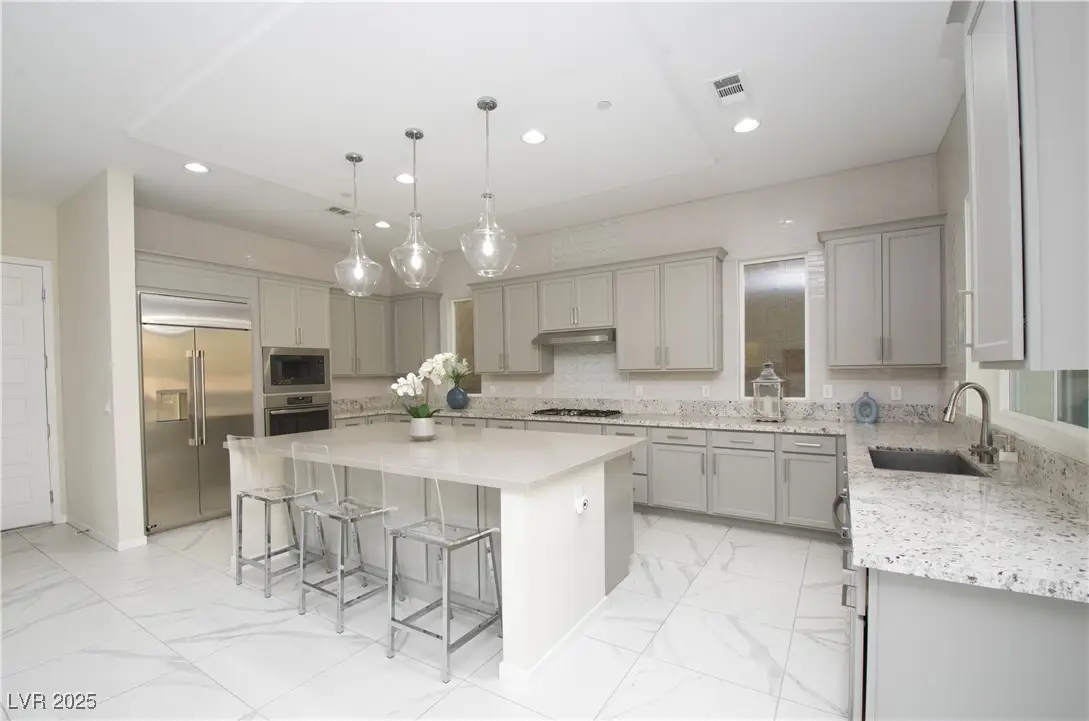 8 Vista Outlook Street, Henderson, NV 89011 - Image #1