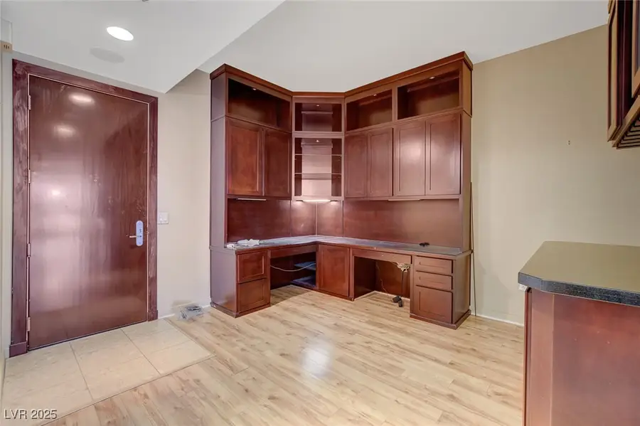 4525 Dean Martin Drive #905, Las Vegas, NV 89103 - Image #3