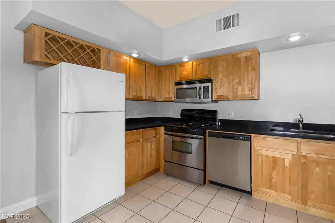 8400 W Charleston Boulevard #111, Las Vegas, NV 89117 - Image #1