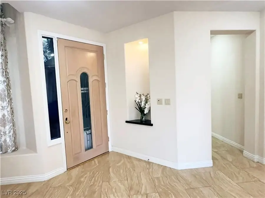 7829 Bermuda Dunes Avenue, Las Vegas, NV 89113 - #2