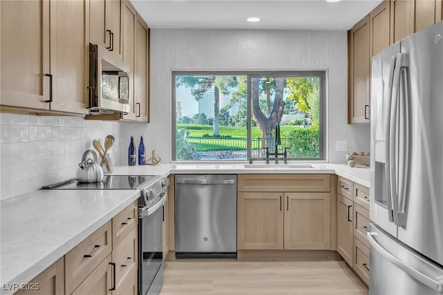 3039 Bel Air Drive, Las Vegas, NV 89109 - Image #2