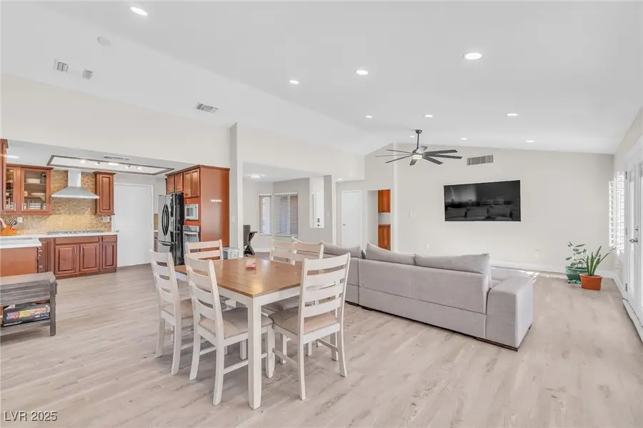 2312 Fairbourne Way, Henderson, NV 89074 - Image #3