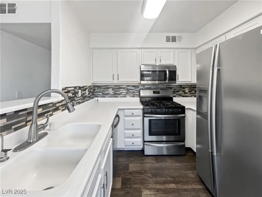 4955 Lindell Road #105, Las Vegas, NV 89118 - Image #2