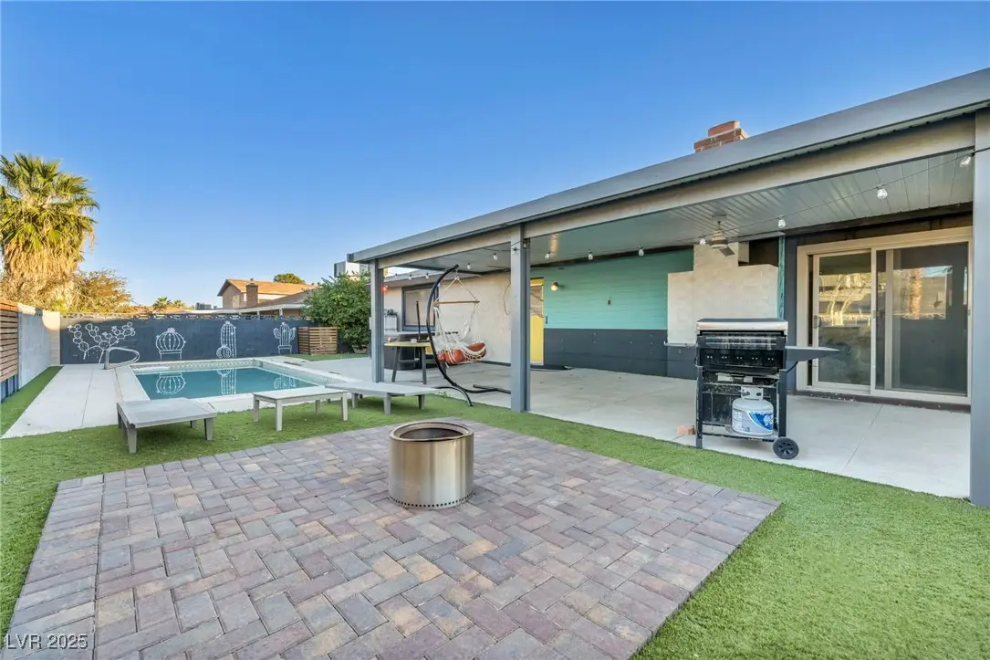 3970 Shadow Wood Avenue, Las Vegas, NV 89121 - Image #1