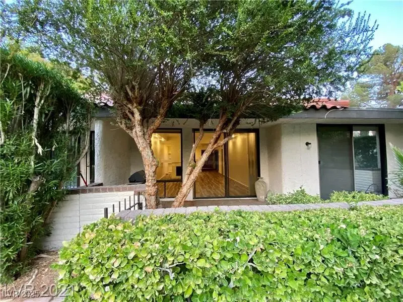 3419 Manzano Circle, Las Vegas, NV 89121 - Image #2