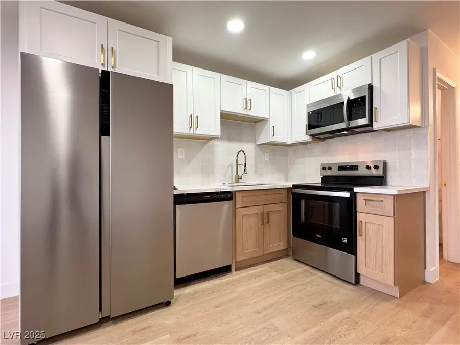 4600 University Center Drive #93, Las Vegas, NV 89119 - Image #2