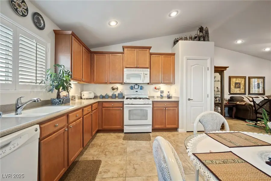 10466 Melon Cactus Street, Las Vegas, NV 89141 - Image #3